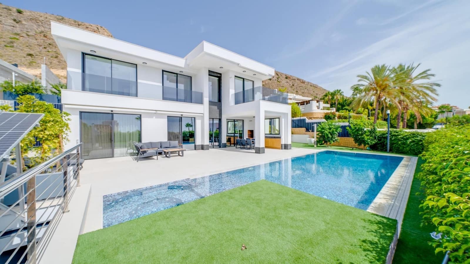 Chalet de 5 habitaciones en Finestrat en venta con piscina - 1.999.000 € (Ref: 7801125)