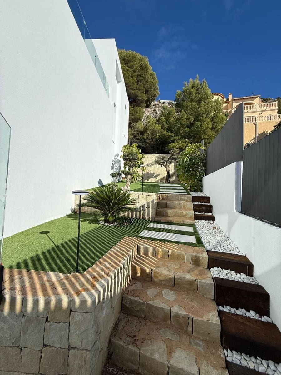 4 makuuhuone Huvila myytävänä paikassa Altea mukana uima-altaan - 2 250 000 € (Ref: 8050207)