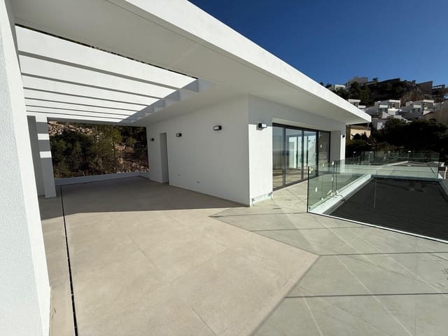 4 makuuhuone Huvila myytävänä paikassa Altea mukana uima-altaan - 2 250 000 € (Ref: 8050207)