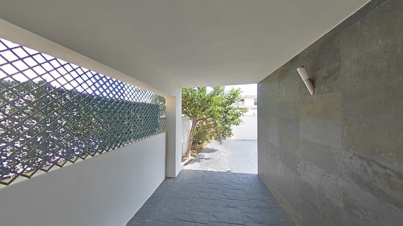 4 bedroom Villa for sale in Albir with pool - € 902,000 (Ref: 8153966)