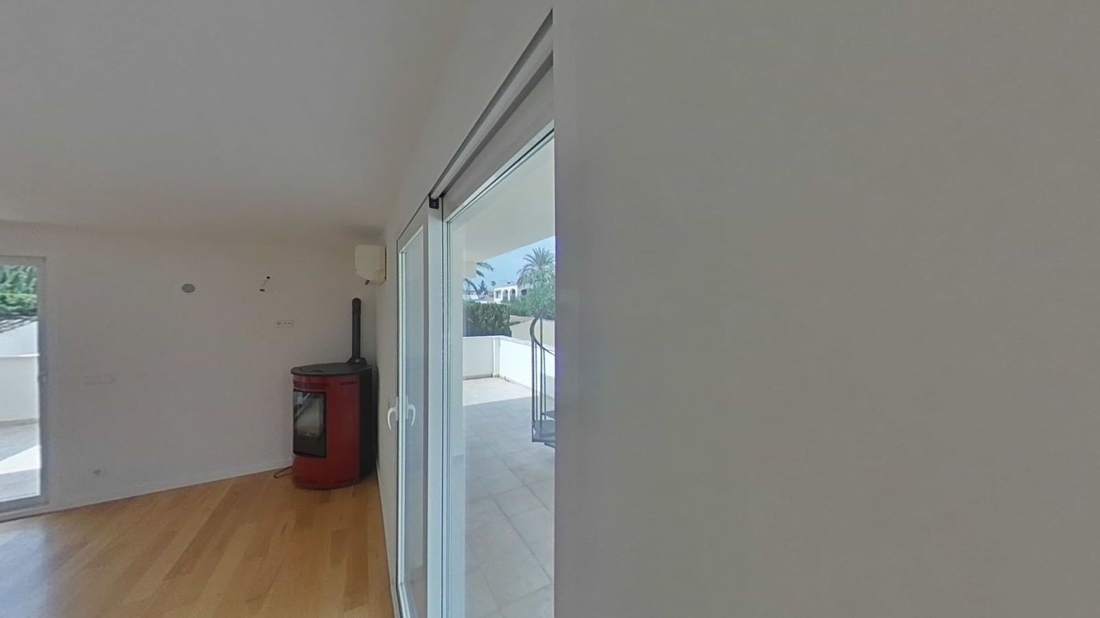 4 bedroom Villa for sale in Albir with pool - € 902,000 (Ref: 8153966)