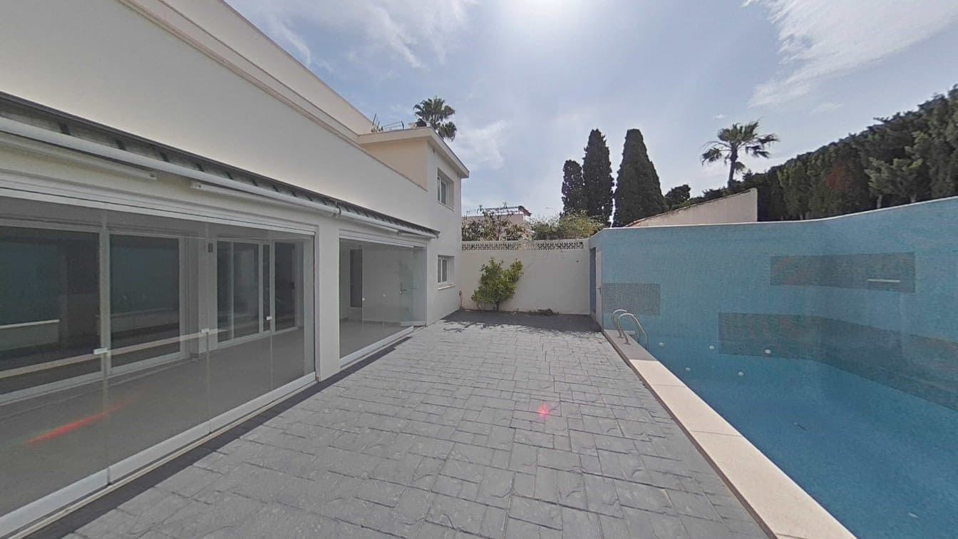 4 bedroom Villa for sale in Albir with pool - € 902,000 (Ref: 8153966)