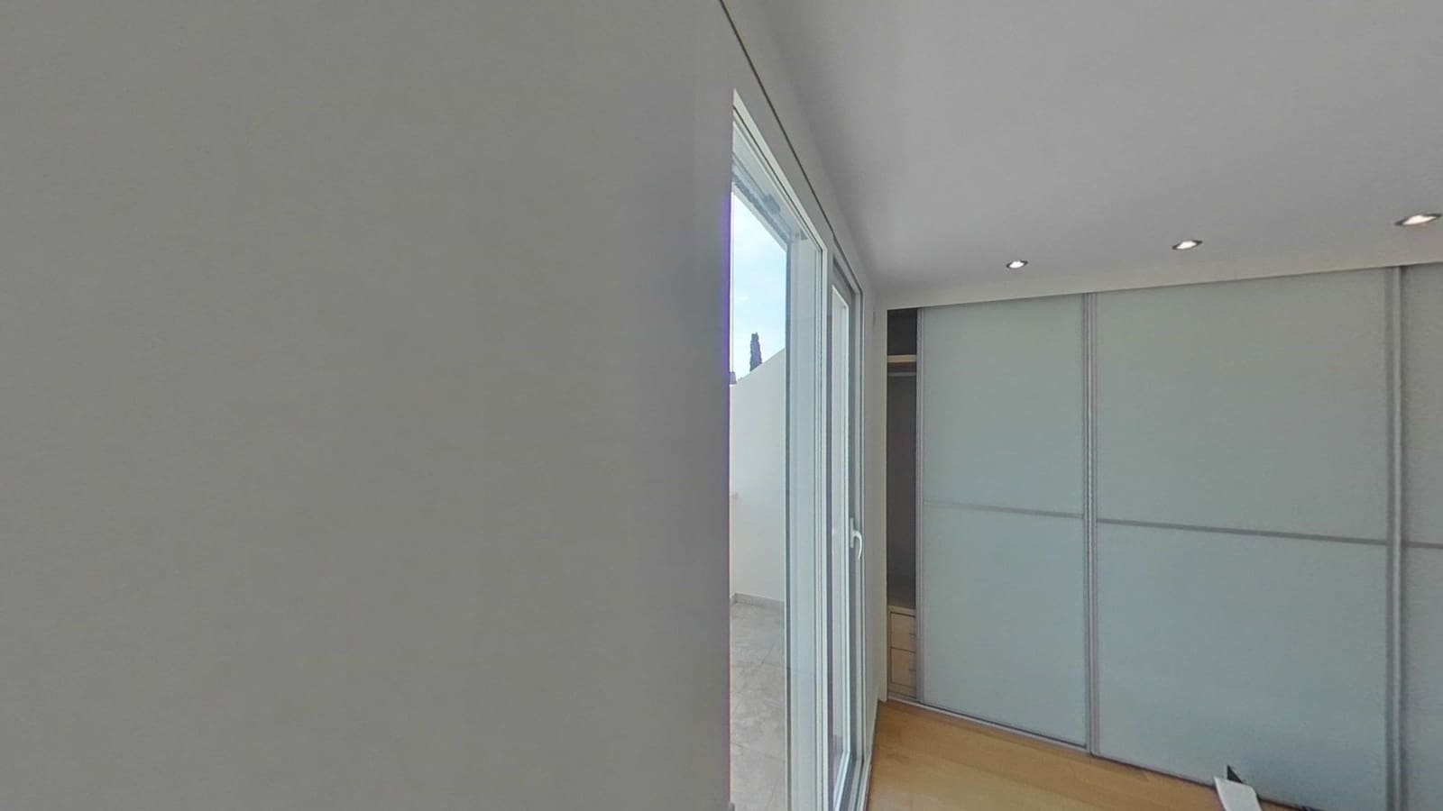 4 bedroom Villa for sale in Albir with pool - € 902,000 (Ref: 8153966)