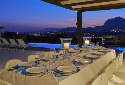 Grunde uden byggetilladelser til salg i Albir - € 600.000 (Ref: 8305069)