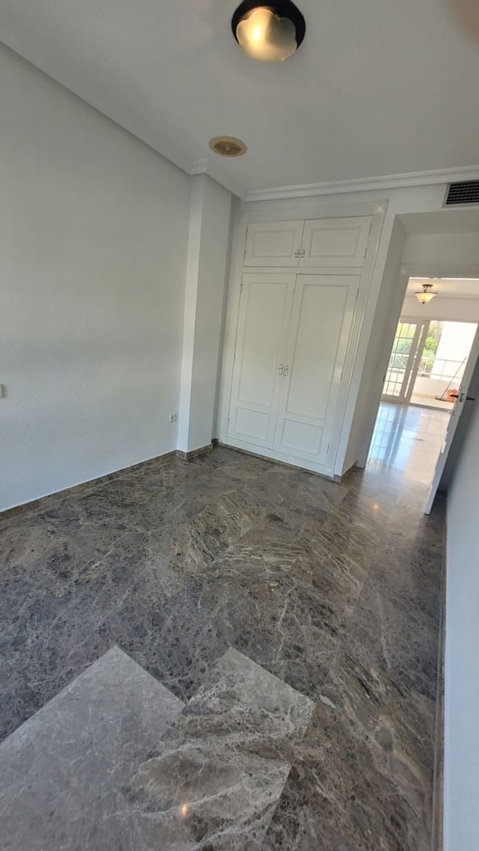 2 sovrum Lägenhet till salu i Albir med pool garage - 310 000 € (Ref: 8308081)