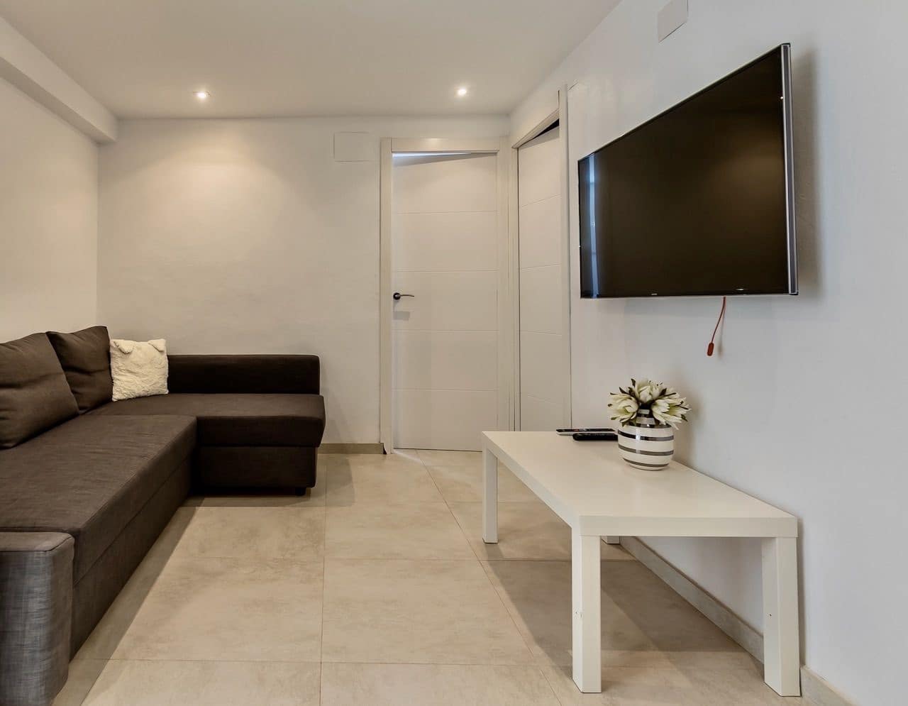 5 Zimmer Villa zu verkaufen in La Nucia mit Pool Garage - 695.000 € (Ref: 8421010)