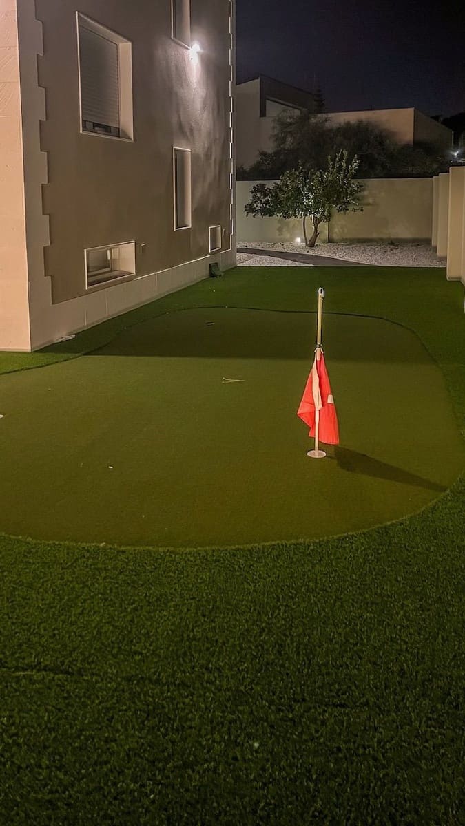 Chalet de 4 habitaciones en Alfaz del Pi / L'Alfàs del Pi en venta con piscina garaje - 1.340.000 € (Ref: 8469920)