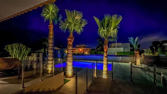 4 sovrum Villa till salu i Alfaz del Pi / L'Alfàs del Pi med pool garage - 1 340 000 € (Ref: 8469920)