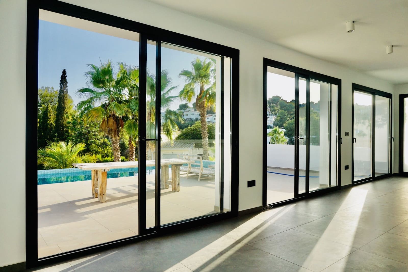 4 soverom Villa til salgs i Moraira med svømmebasseng garasje - € 1 495 000 (Ref: 8504033)