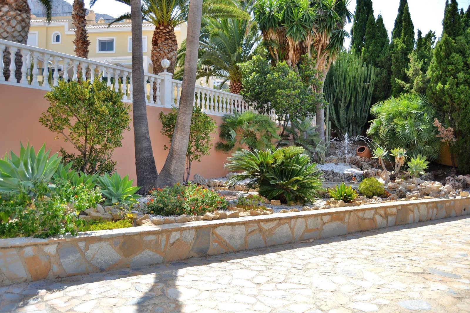 5 quarto Moradia para venda em Calpe / Calp com piscina garagem - 895 000 € (Ref: 8705890)