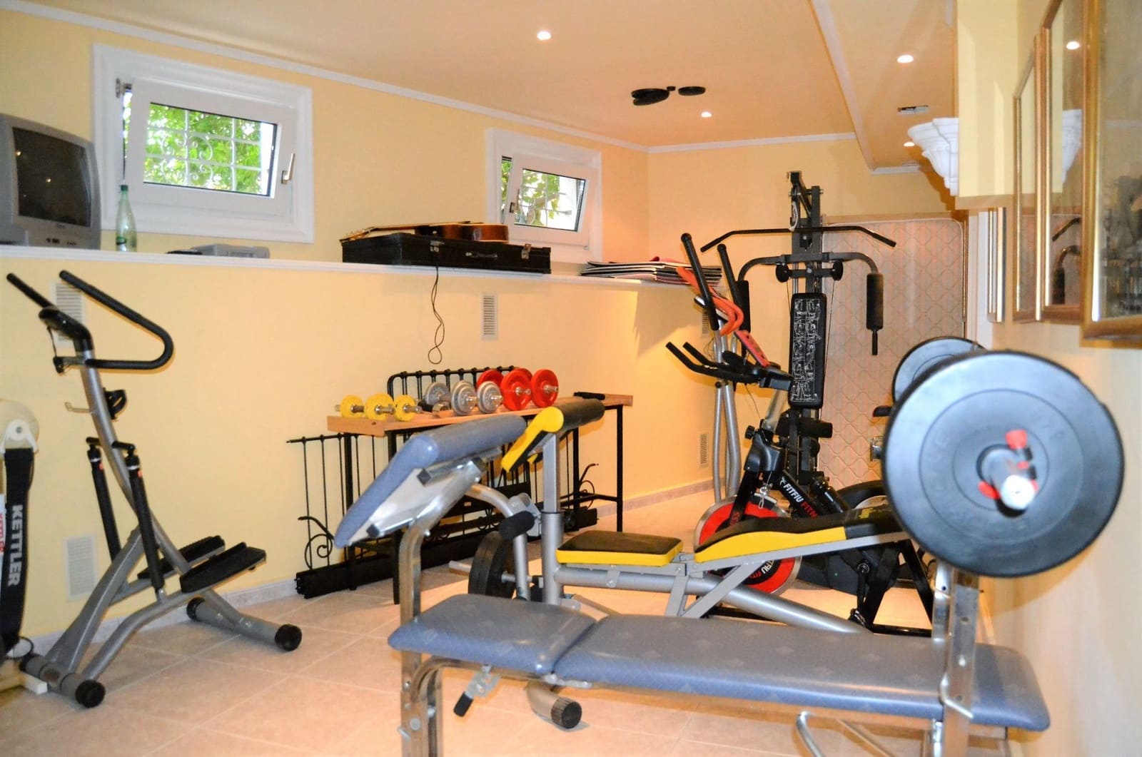 5 quarto Moradia para venda em Calpe / Calp com piscina garagem - 895 000 € (Ref: 8705890)