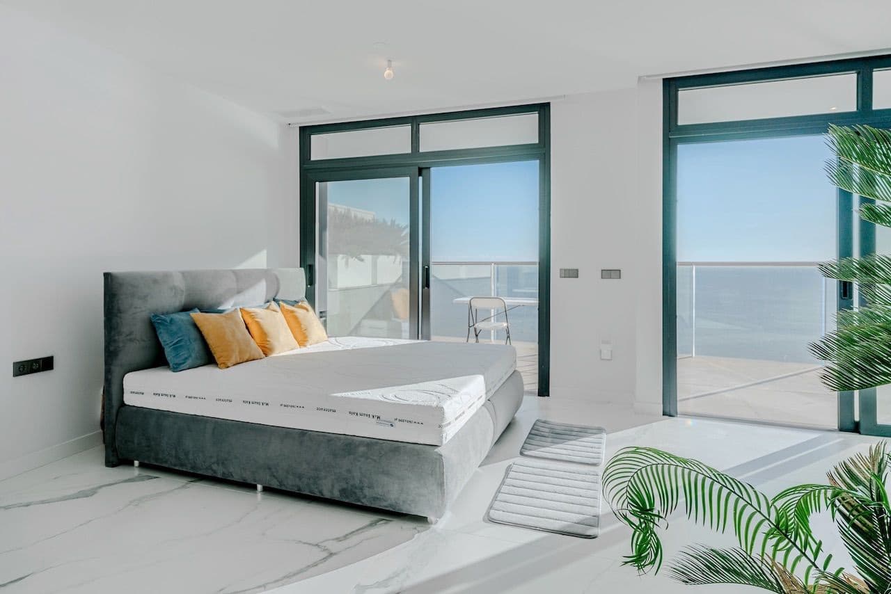 3 soverom Leilighet til salgs i Benidorm med svømmebasseng garasje - € 1 550 000 (Ref: 8752122)