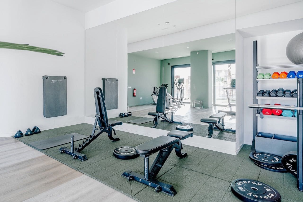 3 bedroom Apartment for sale in Benidorm with pool garage - € 1,550,000 (Ref: 8752122)