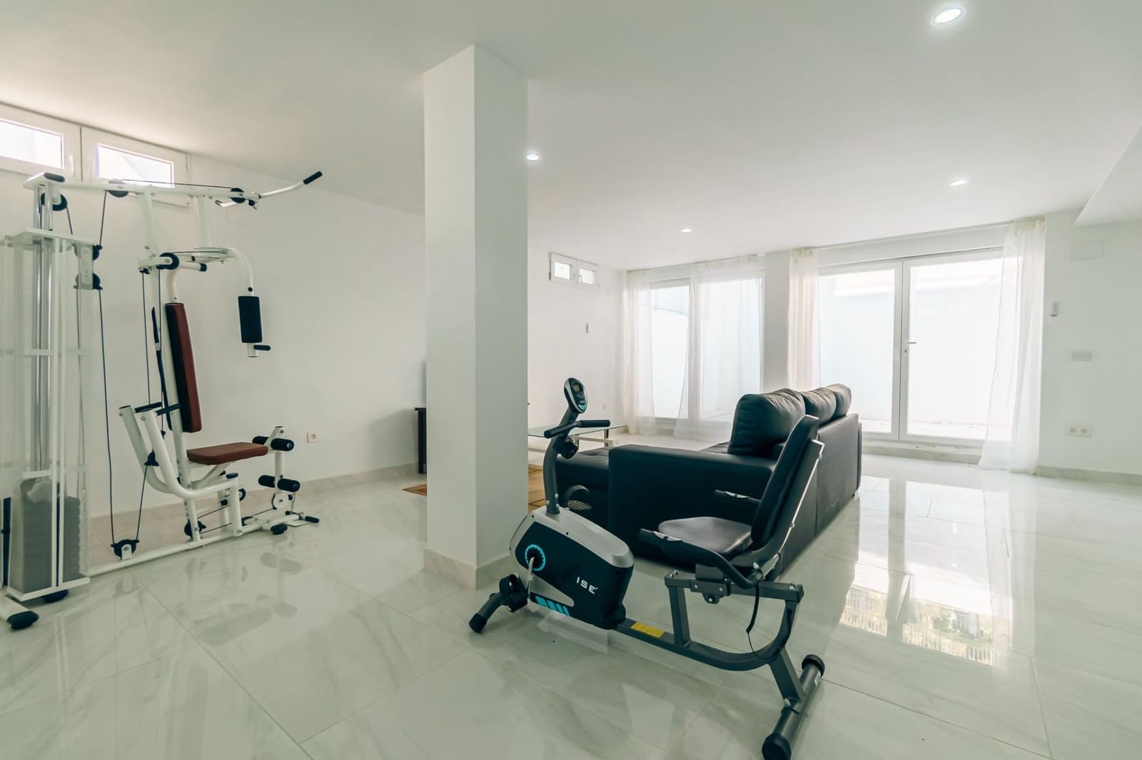 4 sovrum Villa till salu i La Nucia med pool garage - 586 000 € (Ref: 8824806)