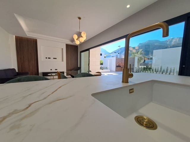 3 Zimmer Villa zu verkaufen in Polop mit Pool Garage - 525.000 € (Ref: 8938459)