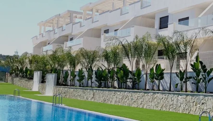 Apartamento de 2 habitaciones en Finestrat en venta con piscina garaje - 375.000 € (Ref: 9034186)