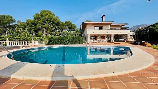 4 soverom Villa til salgs i La Nucia med svømmebasseng garasje - € 995 000 (Ref: 9062121)