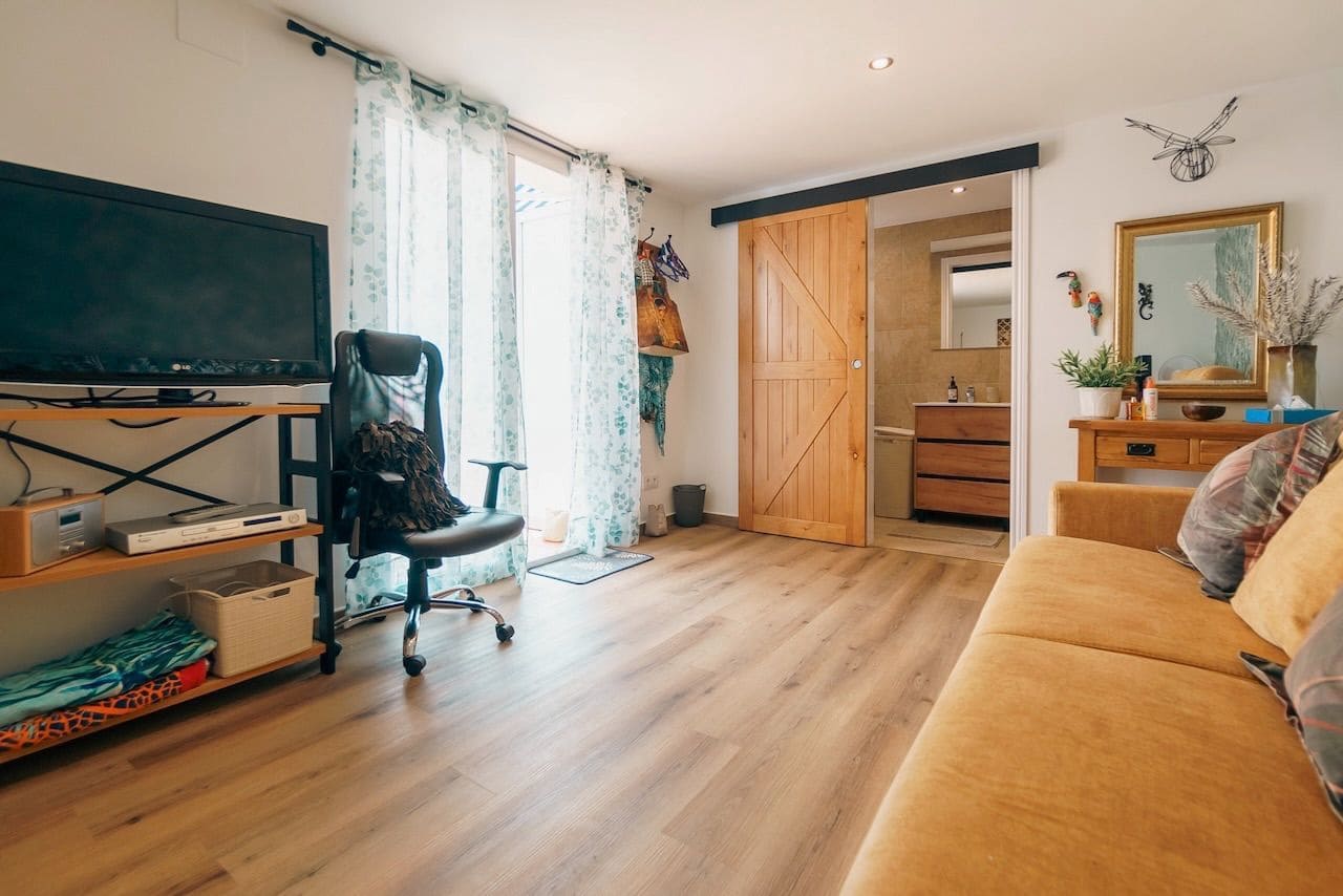 Chalet de 4 habitaciones en La Nucia en venta con piscina garaje - 569.000 € (Ref: 9064930)