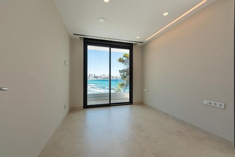 4 soverom Leilighet til salgs i Benidorm med svømmebasseng garasje - € 1 650 000 (Ref: 9108423)