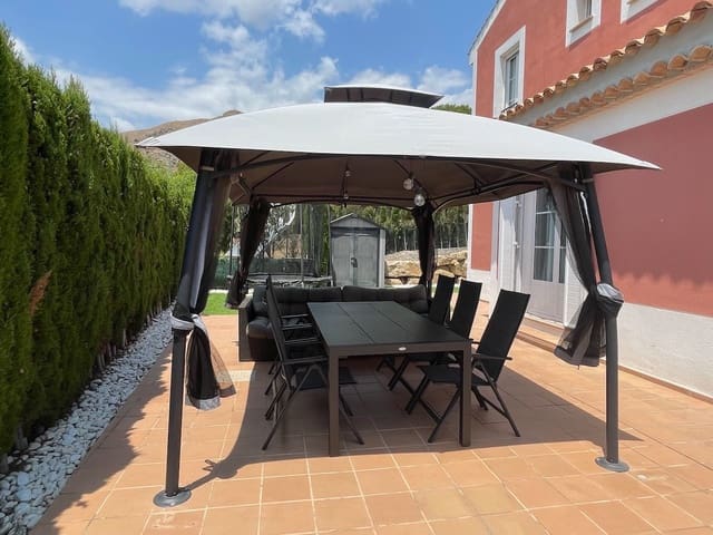 4 bedroom Villa for sale in Finestrat with pool garage - € 810,000 (Ref: 9111843)