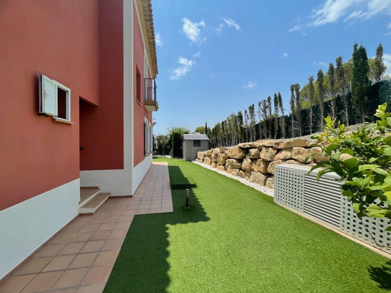 4 bedroom Villa for sale in Finestrat with pool - € 810,000 (Ref: 9111843)