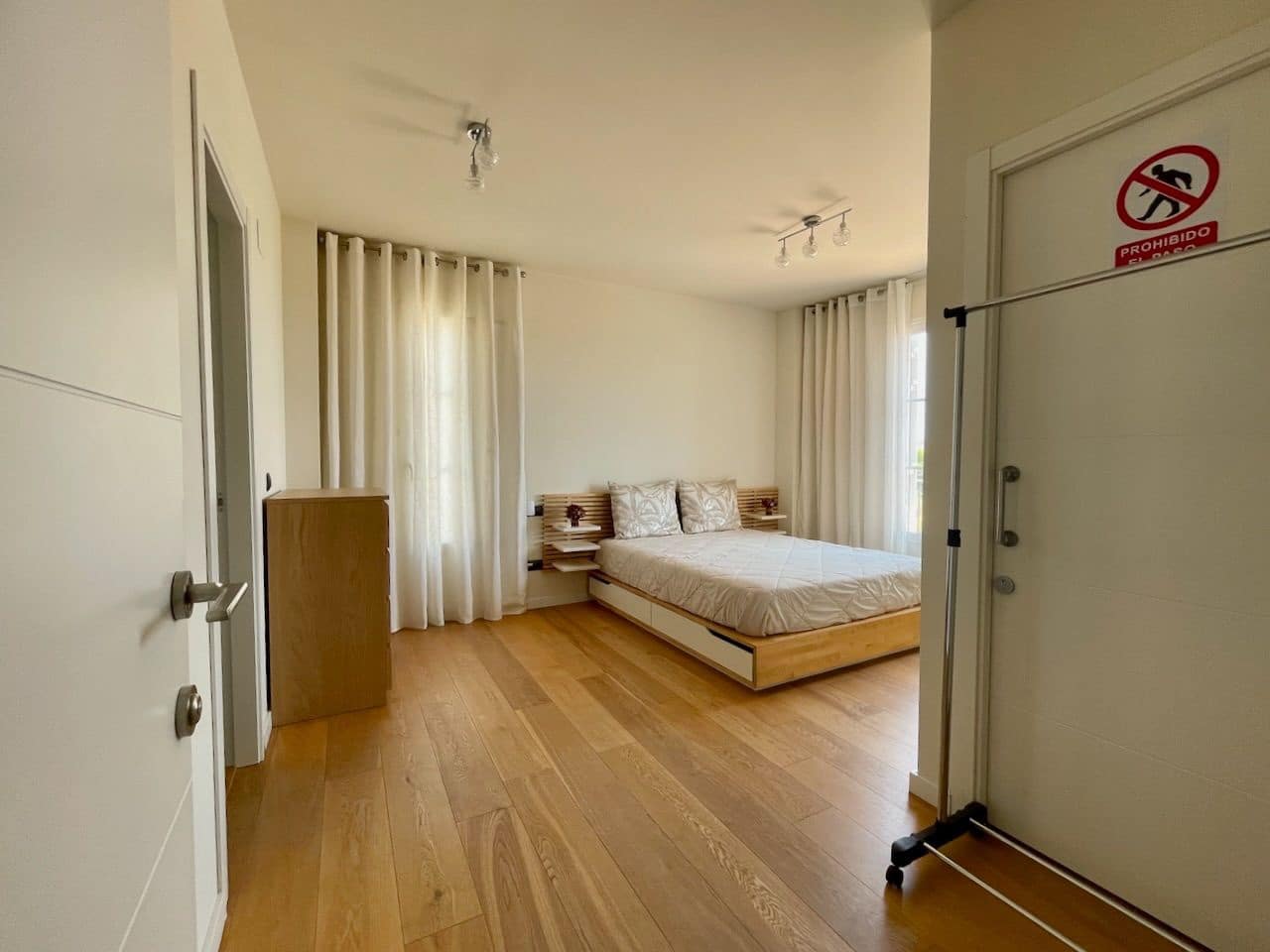 4 bedroom Villa for sale in Finestrat with pool - € 810,000 (Ref: 9111843)