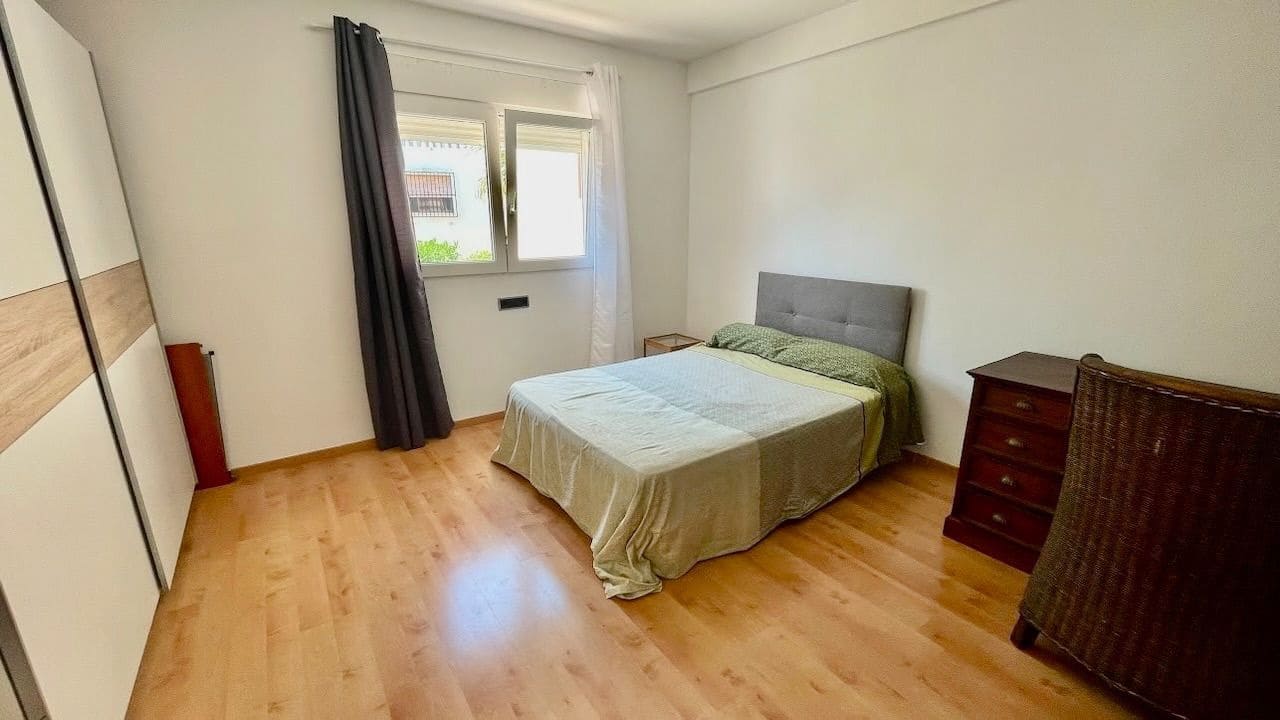 4 soveværelse Semi-Rækkehus til salg i Alfaz del Pi / L'Alfas del Pi med swimmingpool garage - € 398.000 (Ref: 9124633)