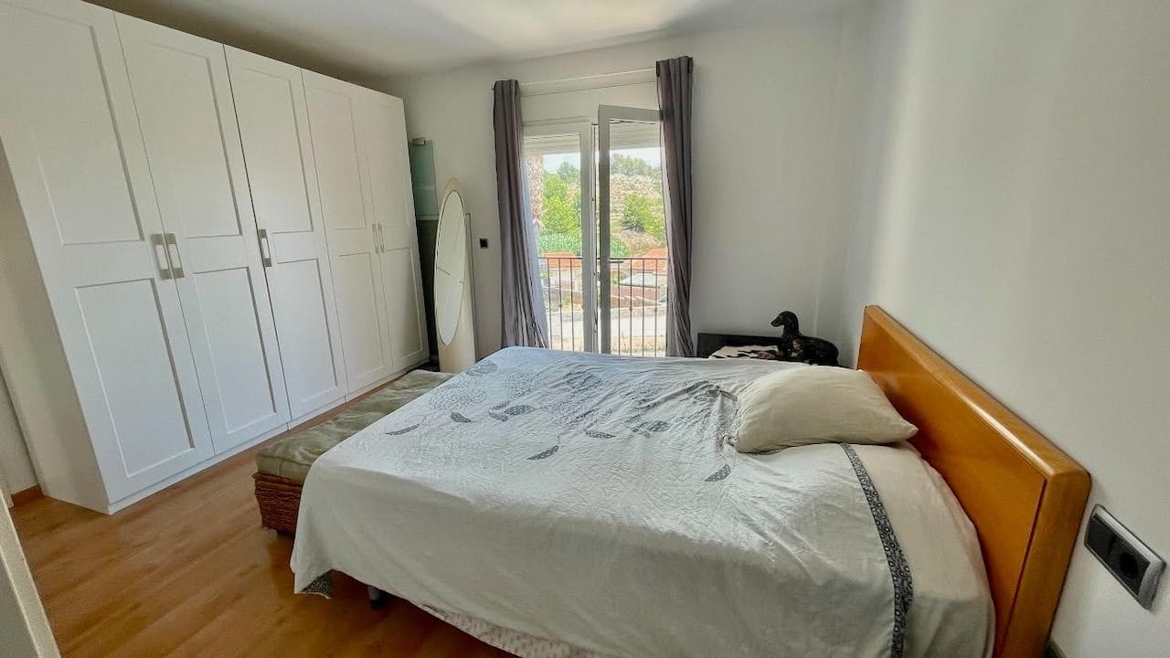 4 soveværelse Semi-Rækkehus til salg i Alfaz del Pi / L'Alfas del Pi med swimmingpool garage - € 398.000 (Ref: 9124633)