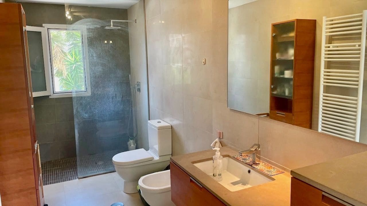 4 soveværelse Semi-Rækkehus til salg i Alfaz del Pi / L'Alfas del Pi med swimmingpool garage - € 398.000 (Ref: 9124633)