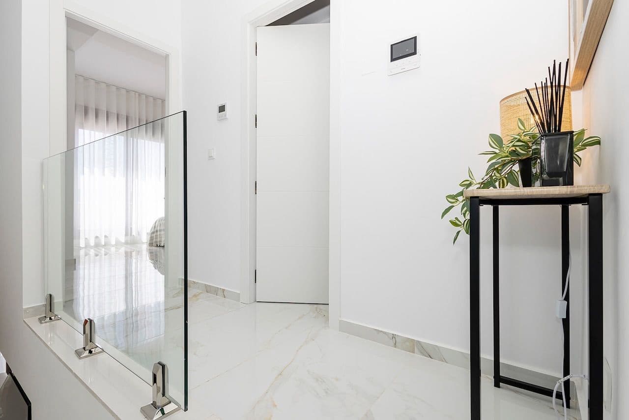 3 slaapkamer Villa te koop in Polop met zwembad garage - € 739.000 (Ref: 9165499)