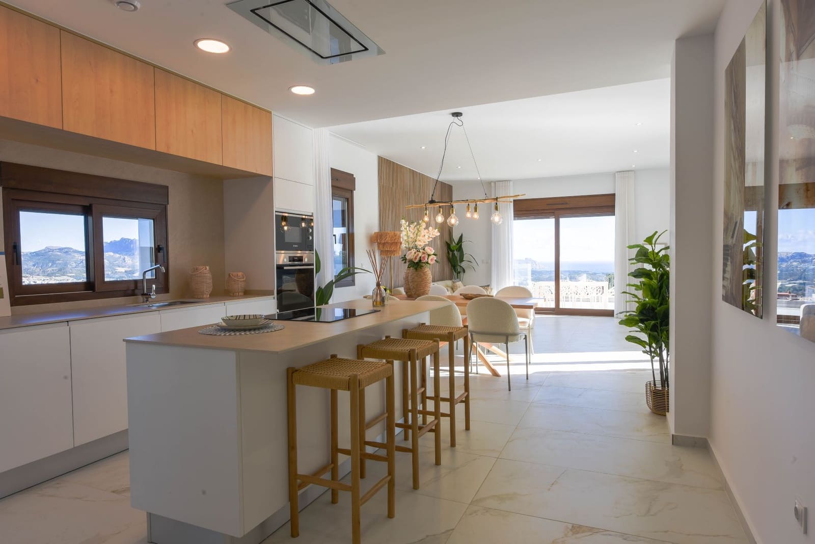 3 makuuhuone Huvila myytävänä paikassa Polop mukana uima-altaan 
autotalli - 689 000 € (Ref: 9169319)