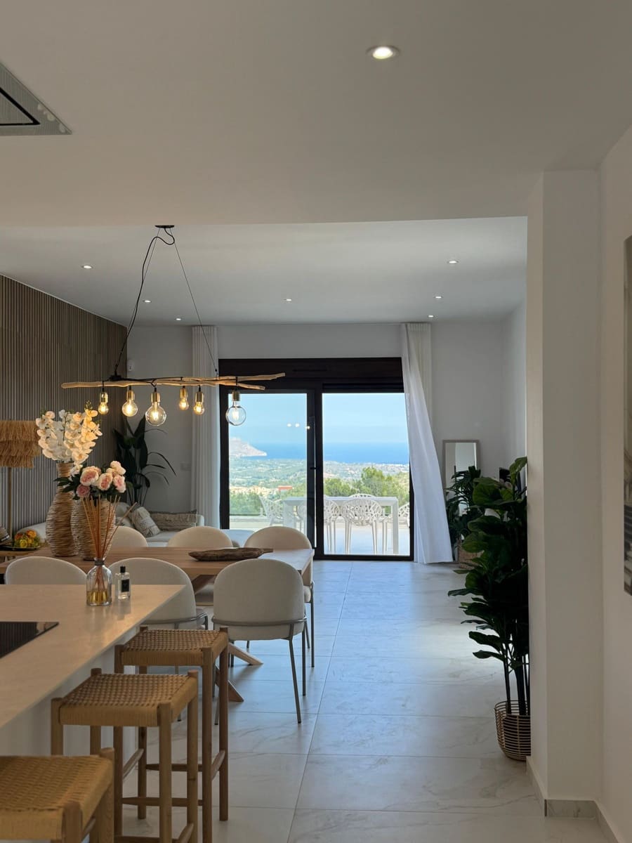 Chalet de 3 habitaciones en Polop en venta con piscina - 649.000 € (Ref: 9169319)