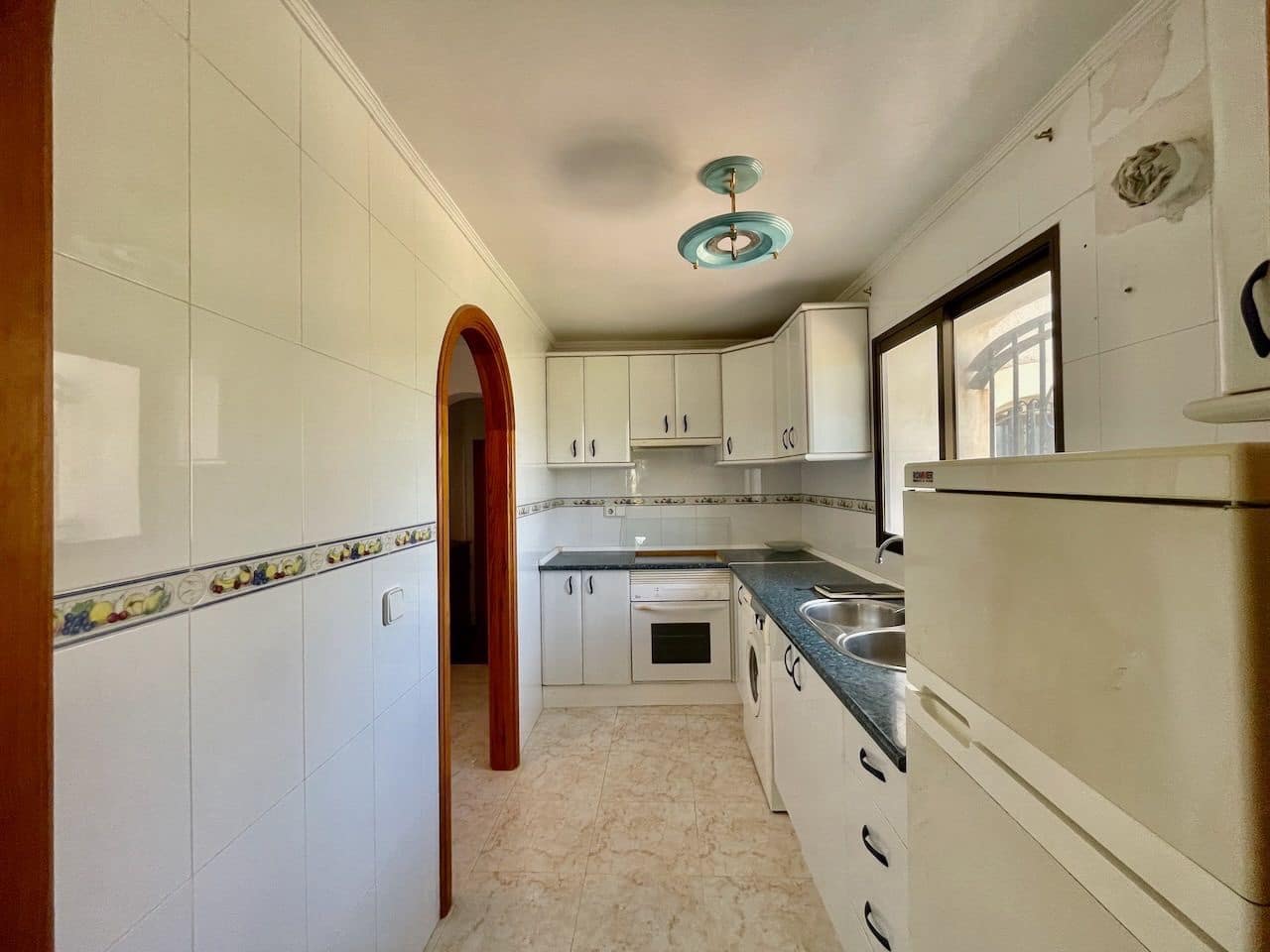 11 Zimmer Villa zu verkaufen in La Nucia mit Pool Garage - 1.950.000 € (Ref: 9173199)