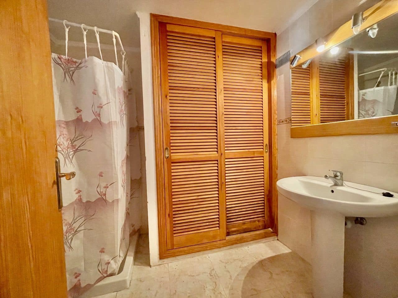 11 Zimmer Villa zu verkaufen in La Nucia mit Pool Garage - 1.950.000 € (Ref: 9173199)