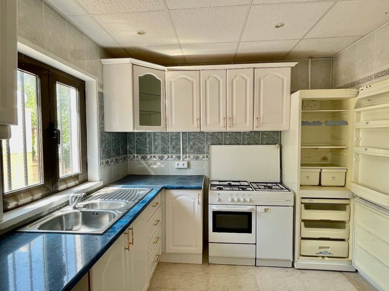 11 Zimmer Villa zu verkaufen in La Nucia mit Pool Garage - 1.950.000 € (Ref: 9173199)