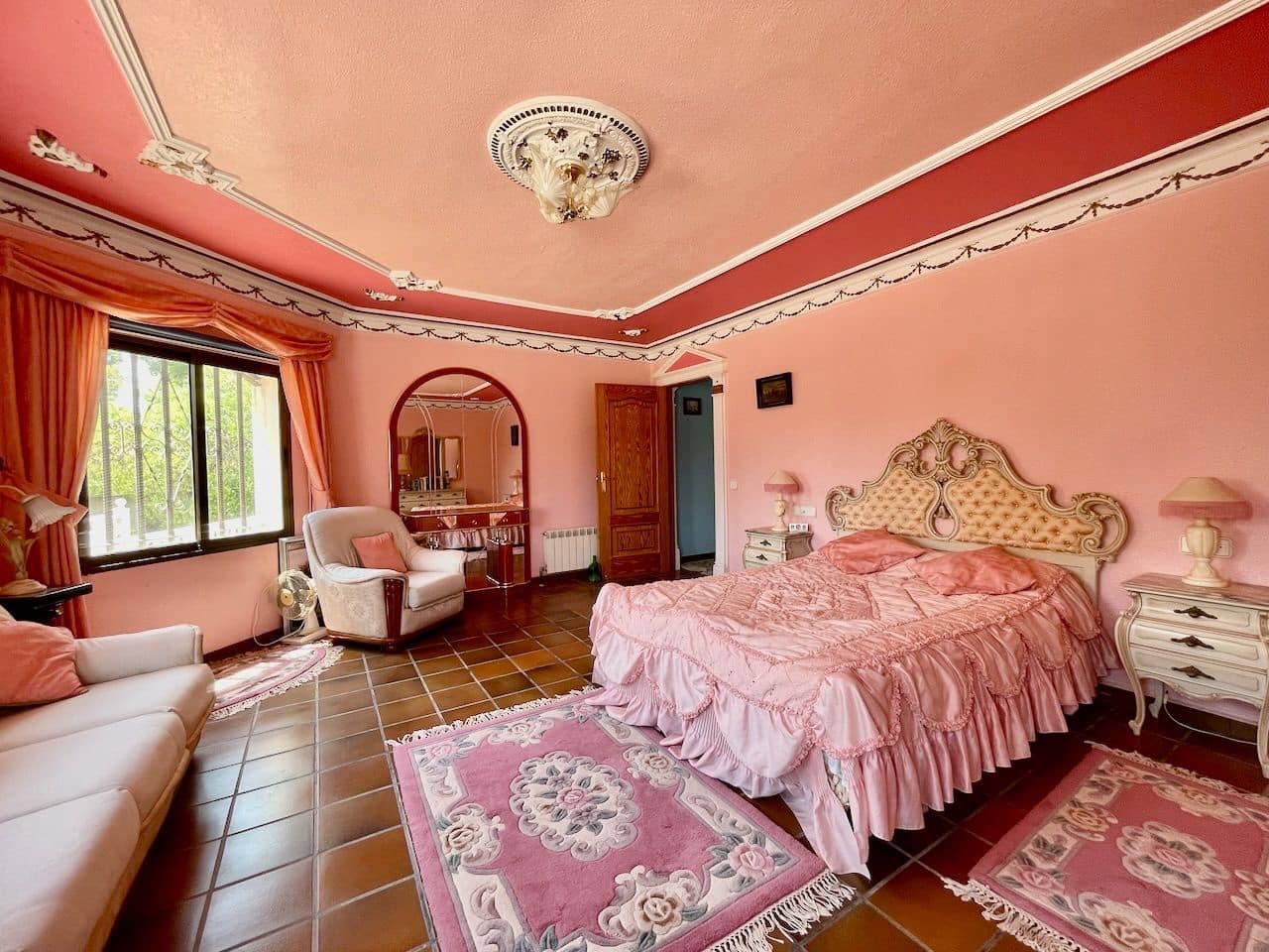 11 Zimmer Villa zu verkaufen in La Nucia mit Pool Garage - 1.950.000 € (Ref: 9173199)