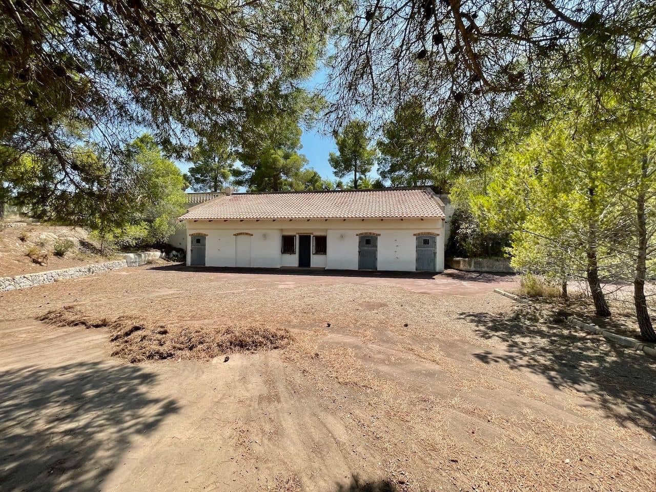 11 Zimmer Villa zu verkaufen in La Nucia mit Pool Garage - 1.950.000 € (Ref: 9173199)