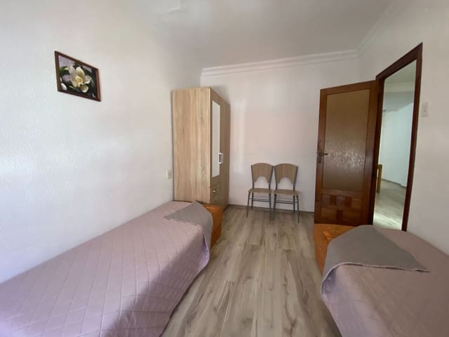 3 soveværelse Lejlighed til salg i Gandia - € 115.000 (Ref: 9219709)