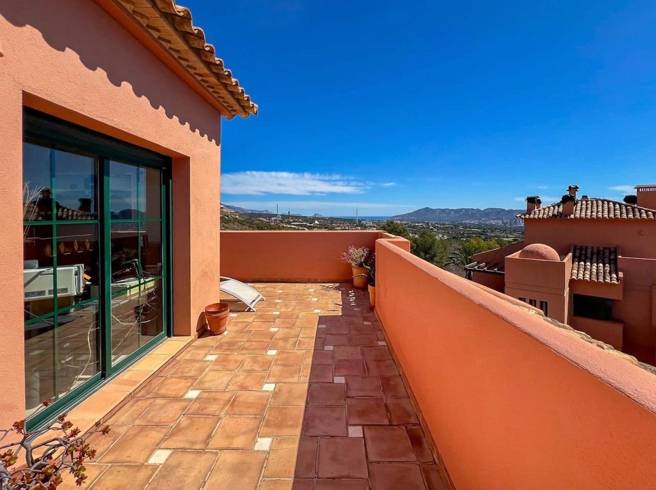 Apartamento de 3 habitaciones en Finestrat en venta con piscina garaje - 465.000 € (Ref: 9228186)