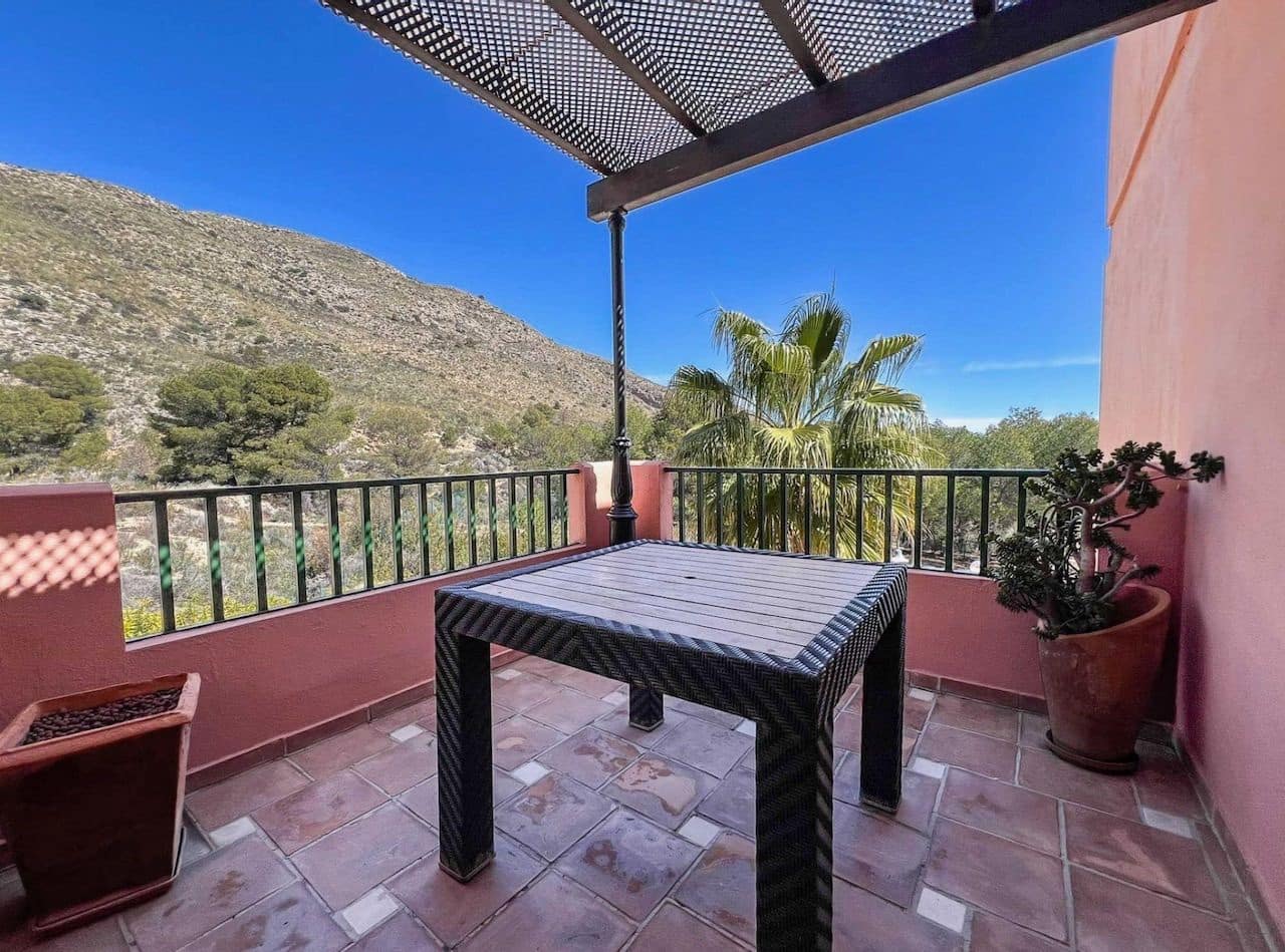 Apartamento de 3 habitaciones en Finestrat en venta con piscina garaje - 465.000 € (Ref: 9228186)