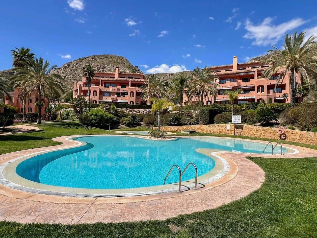 3 bedroom Apartment for sale in Finestrat with pool garage - € 465,000 (Ref: 9228186)
