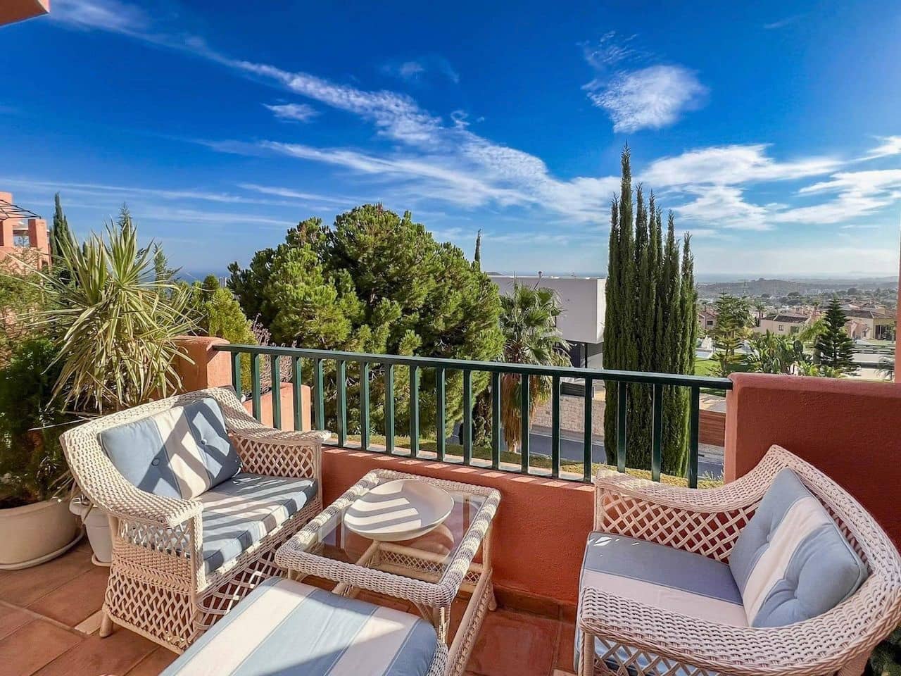 2 soverom Leilighet til salgs i Finestrat med svømmebasseng garasje - € 359 000 (Ref: 9247943)