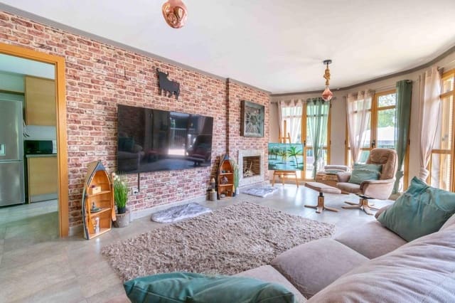 3 bedroom Villa for sale in Finestrat with pool garage - € 625,000 (Ref: 9348995)