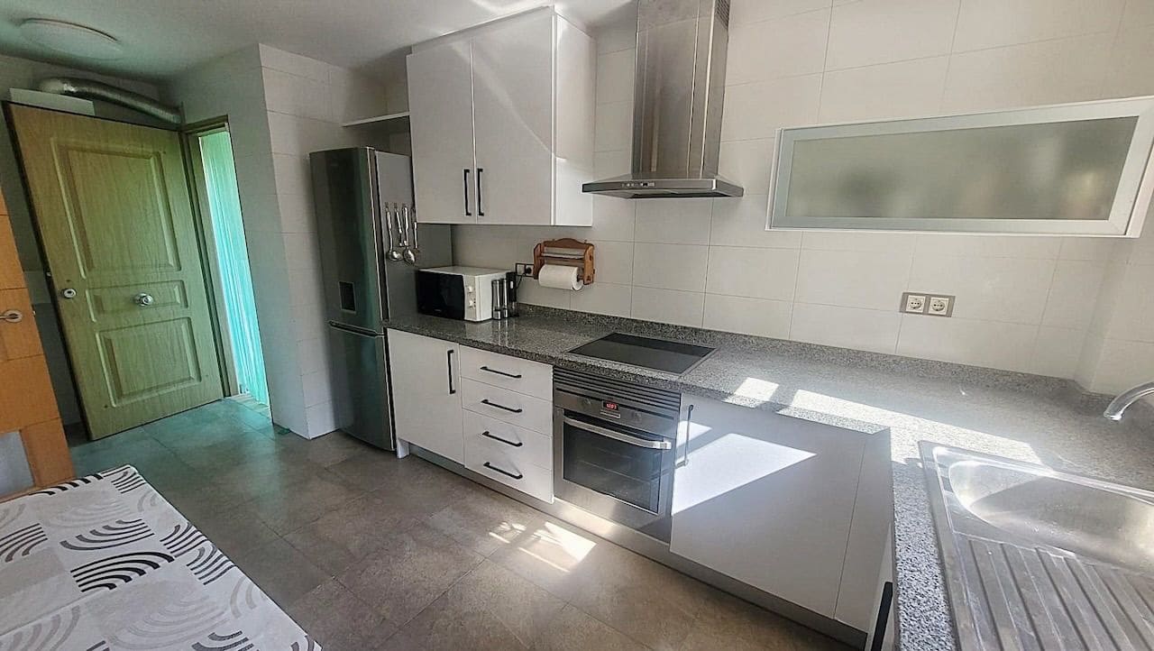 3 quarto Moradia para venda em Finestrat com piscina - 625 000 € (Ref: 9348995)