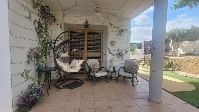 3 soverom Villa til salgs i Finestrat Pueblo, Finestrat med svømmebasseng - € 625 000 (Ref: 9348995)