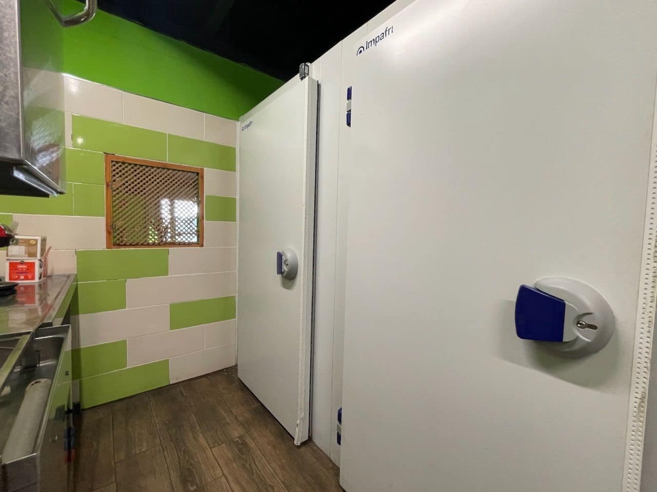 Commercial for rent in La Nucia with garage - € 7,000 (Ref: 9371731)