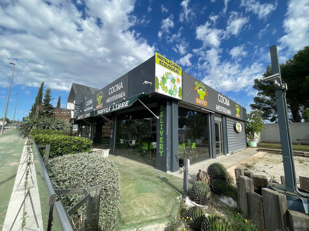 Commercial for rent in La Nucia with garage - € 7,000 (Ref: 9371731)