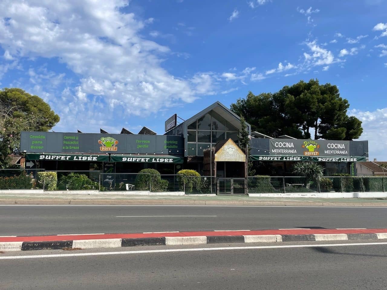 Erhverv til leje i La Nucia - € 7.000 (Ref: 9371731)