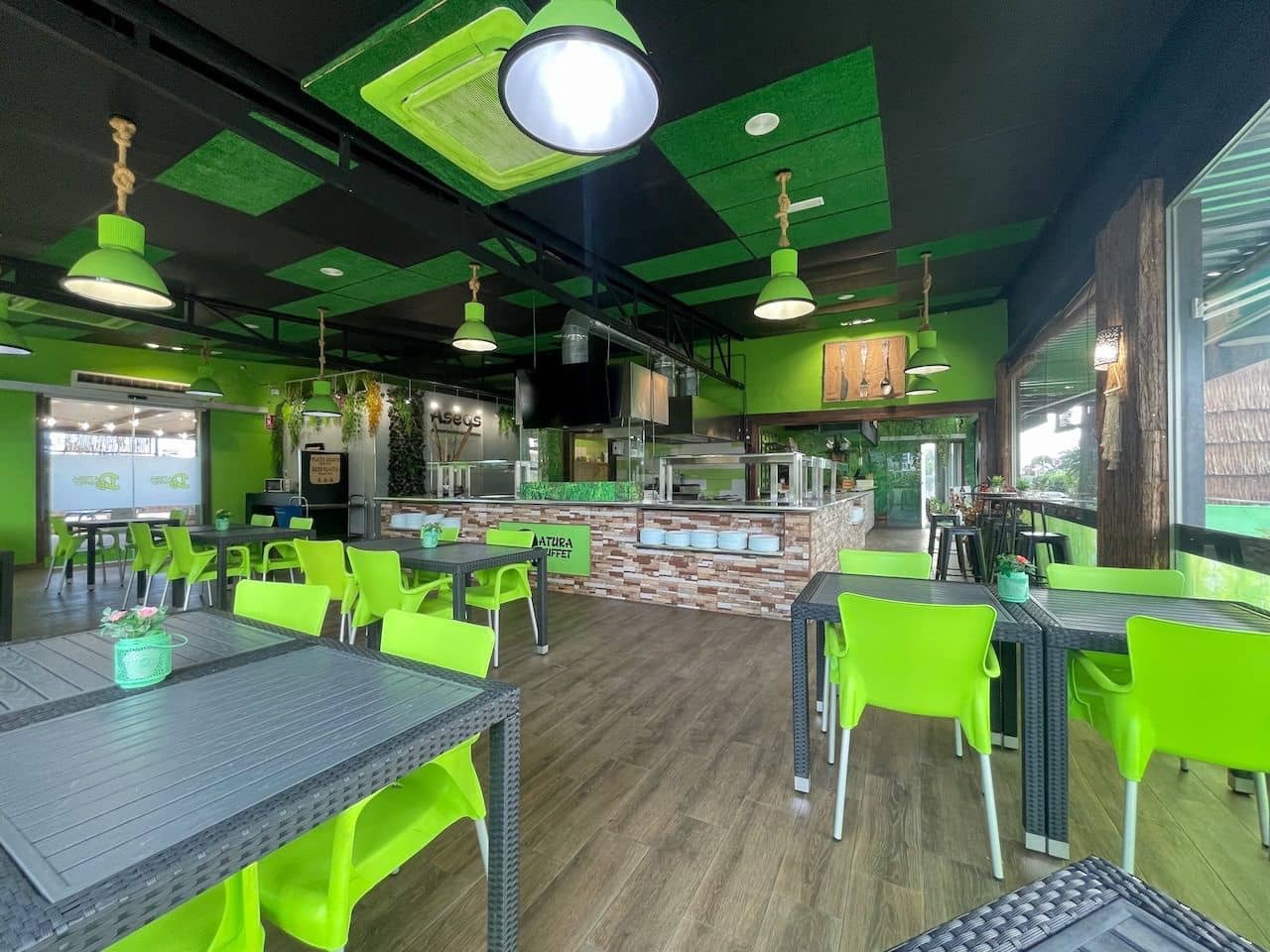 Erhverv til leje i La Nucia - € 7.000 (Ref: 9371731)