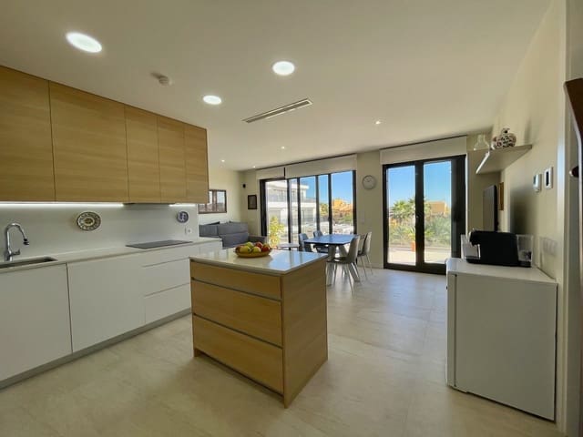 Apartamento de 3 habitaciones en Finestrat en venta con piscina garaje - 540.000 € (Ref: 9410581)